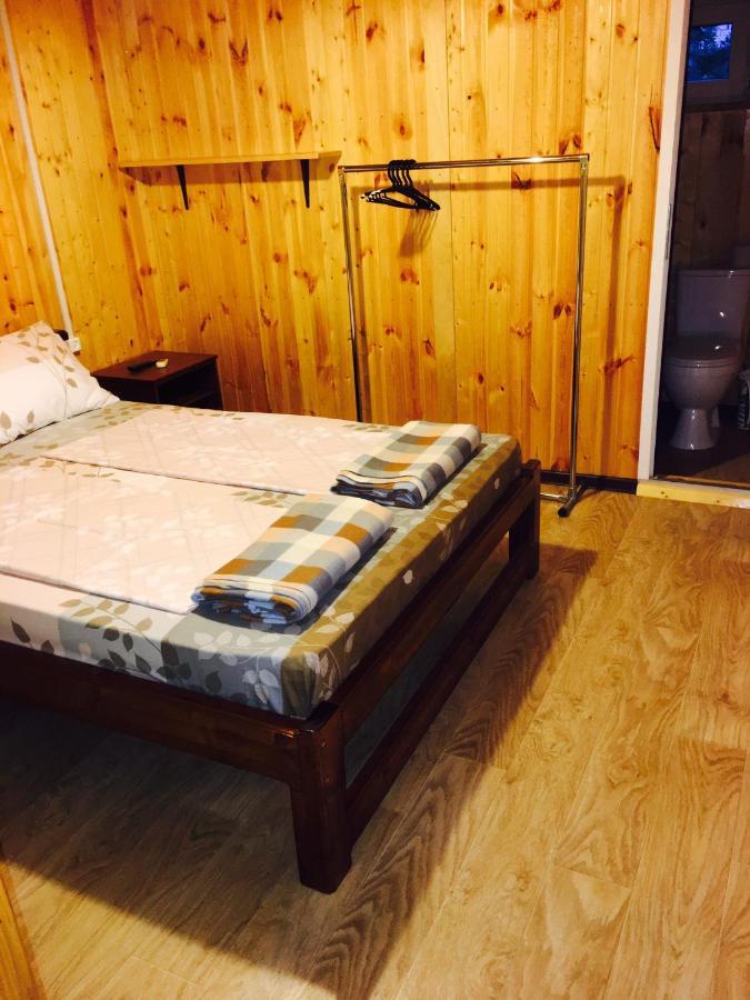 Guest House Vladimir Gagra Exterior foto